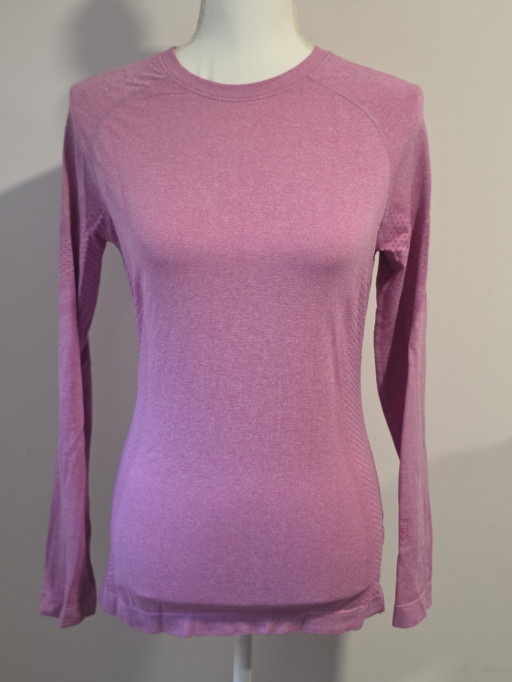 FIGS Salta Seamless Pink Long-Sleeve Underscrub Women's Size Small